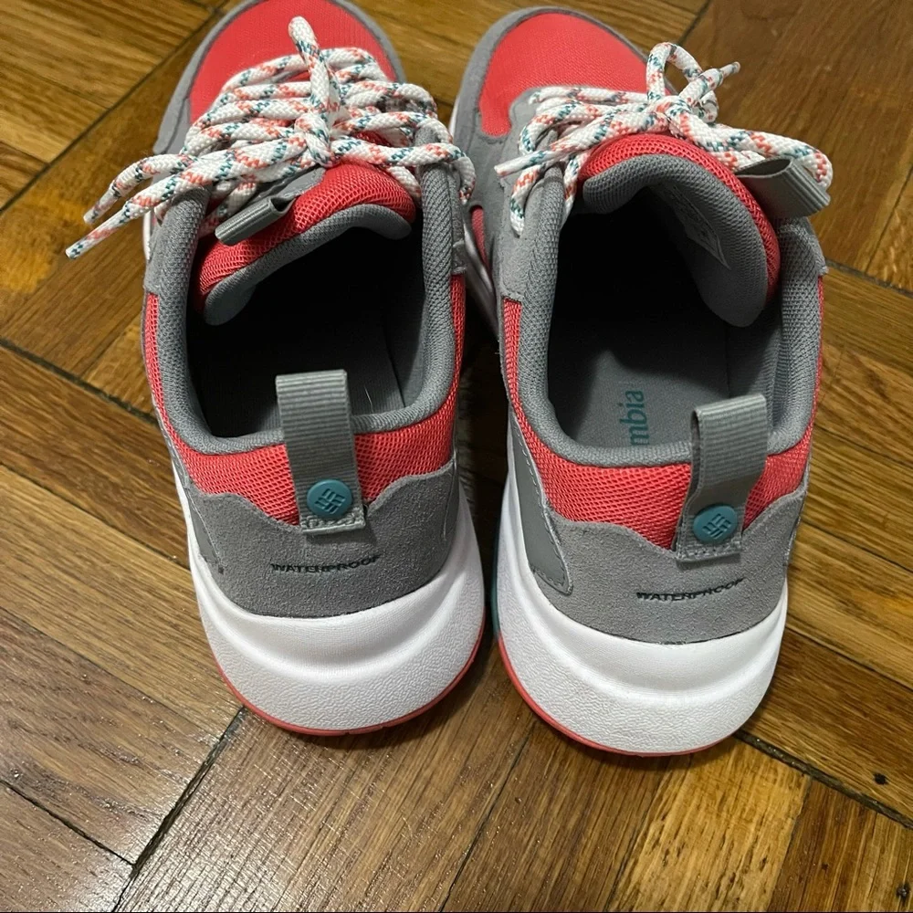 Columbia Pivot Waterproof Shoe - Picture 4 of 8